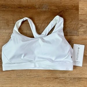 NWT Athleta Ultimate Bra D-DD+, size L